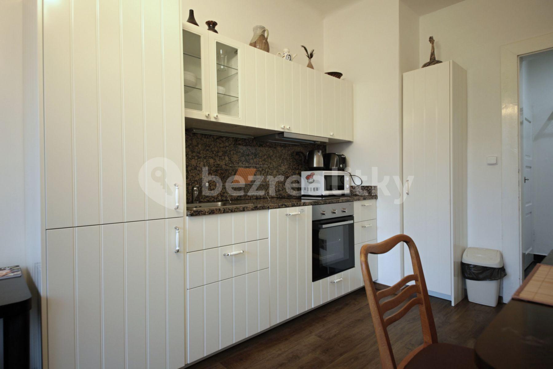 Pronájem bytu 1+1 48 m², Ruská, Praha, Praha