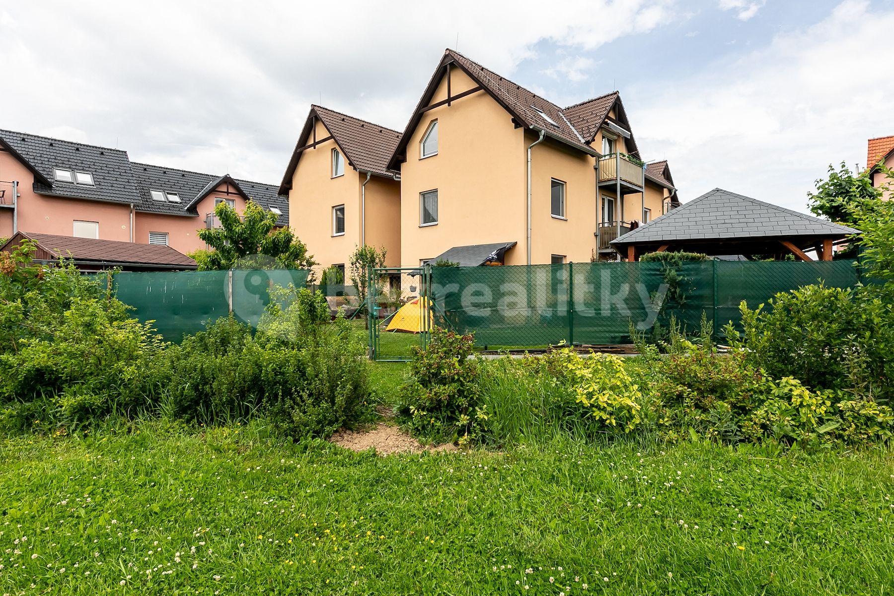 Prodej bytu 1+1 50 m², U Školky, Nupaky, Středočeský kraj