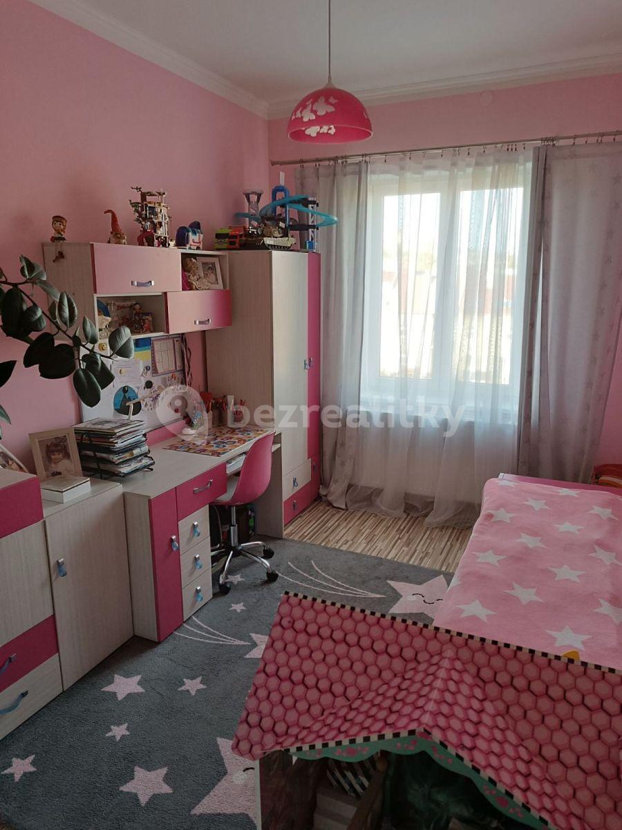 Prodej bytu 3+kk 86 m², Stehlíkova, Slaný, Středočeský kraj