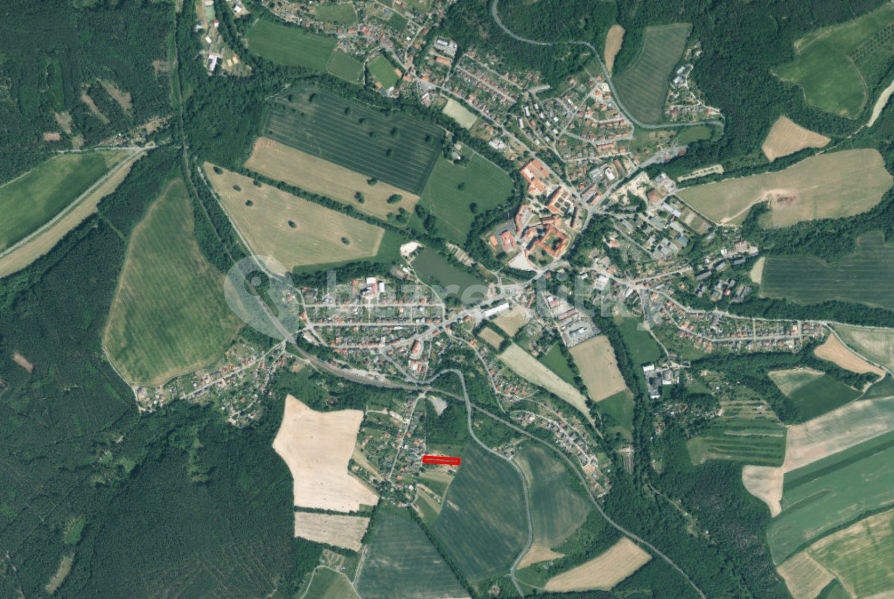 Prodej pozemku 1.961 m², Plasy, Plzeňský kraj