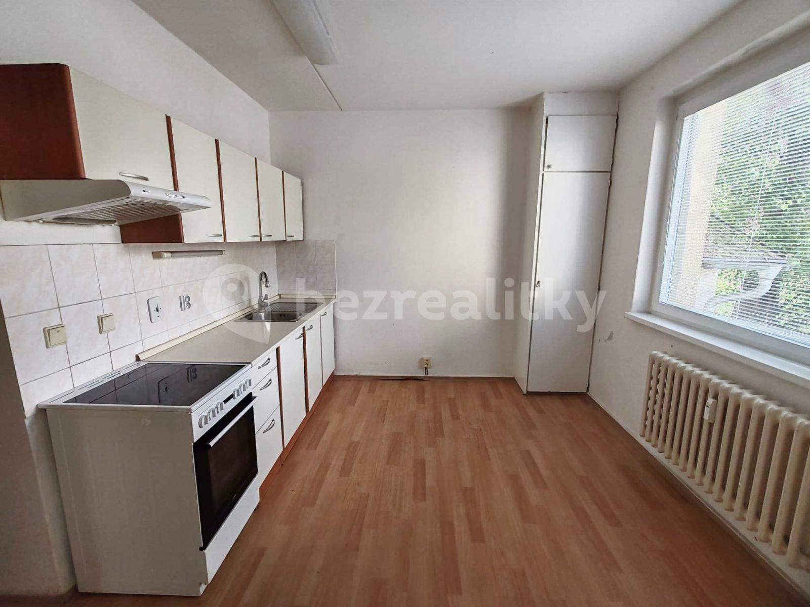 Prodej bytu 2+1 59 m², Průběžná, Milovice, Středočeský kraj