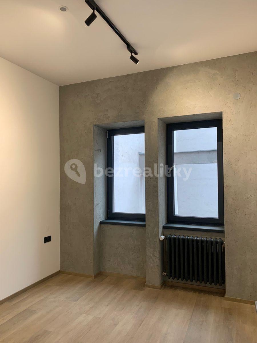 Pronájem bytu 2+kk 63 m², Rašínova, Zlín, Zlínský kraj