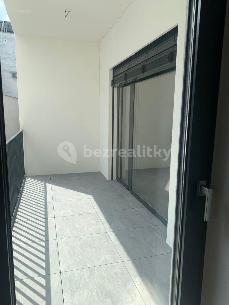 Pronájem bytu 2+kk 63 m², Rašínova, Zlín, Zlínský kraj