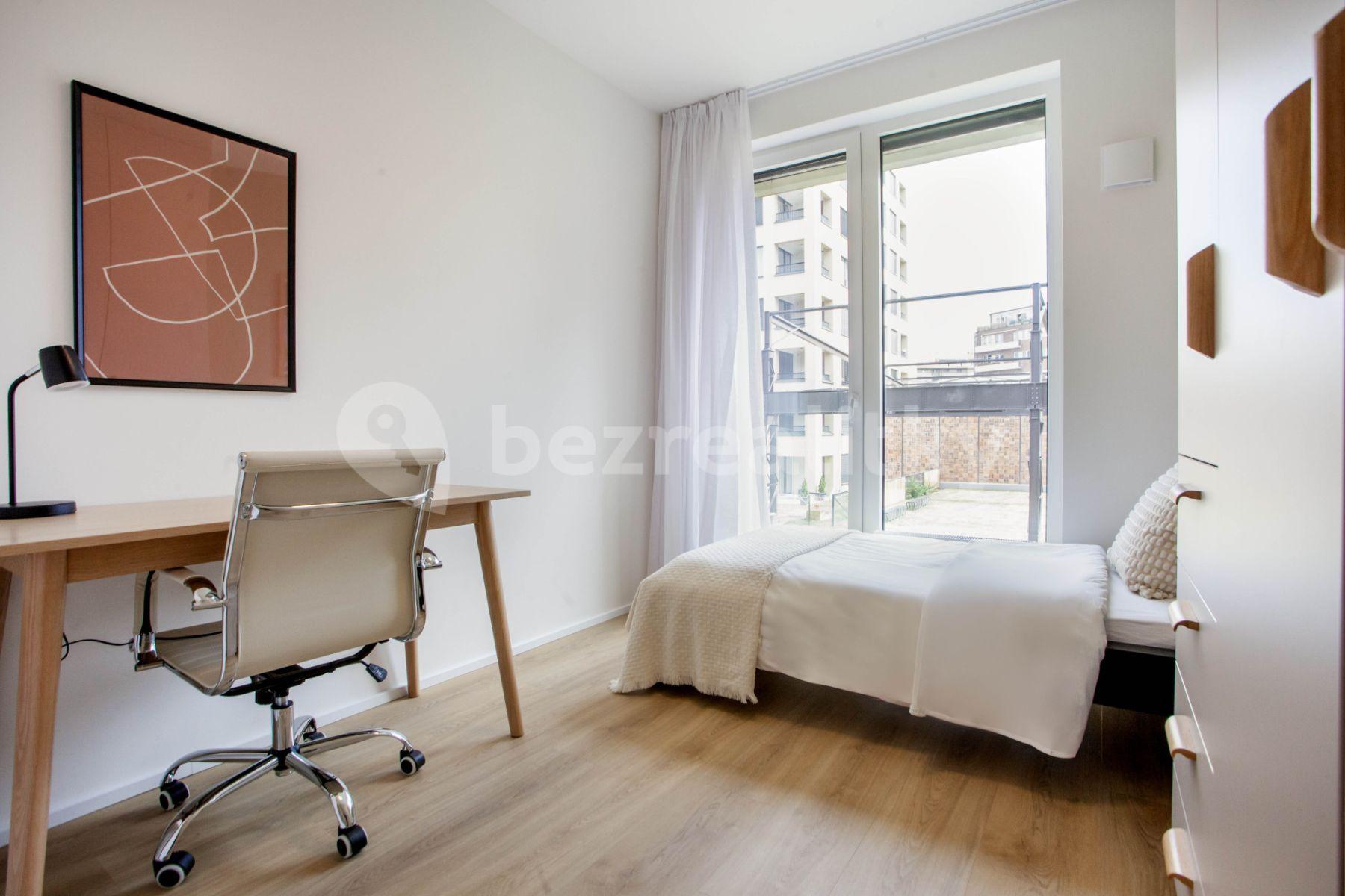 Pronájem bytu 3+1 64 m², Vrbenského, Praha, Praha