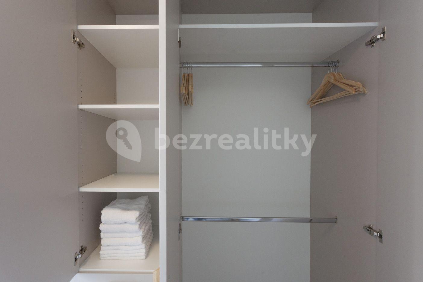 Pronájem bytu 3+1 64 m², Vrbenského, Praha, Praha