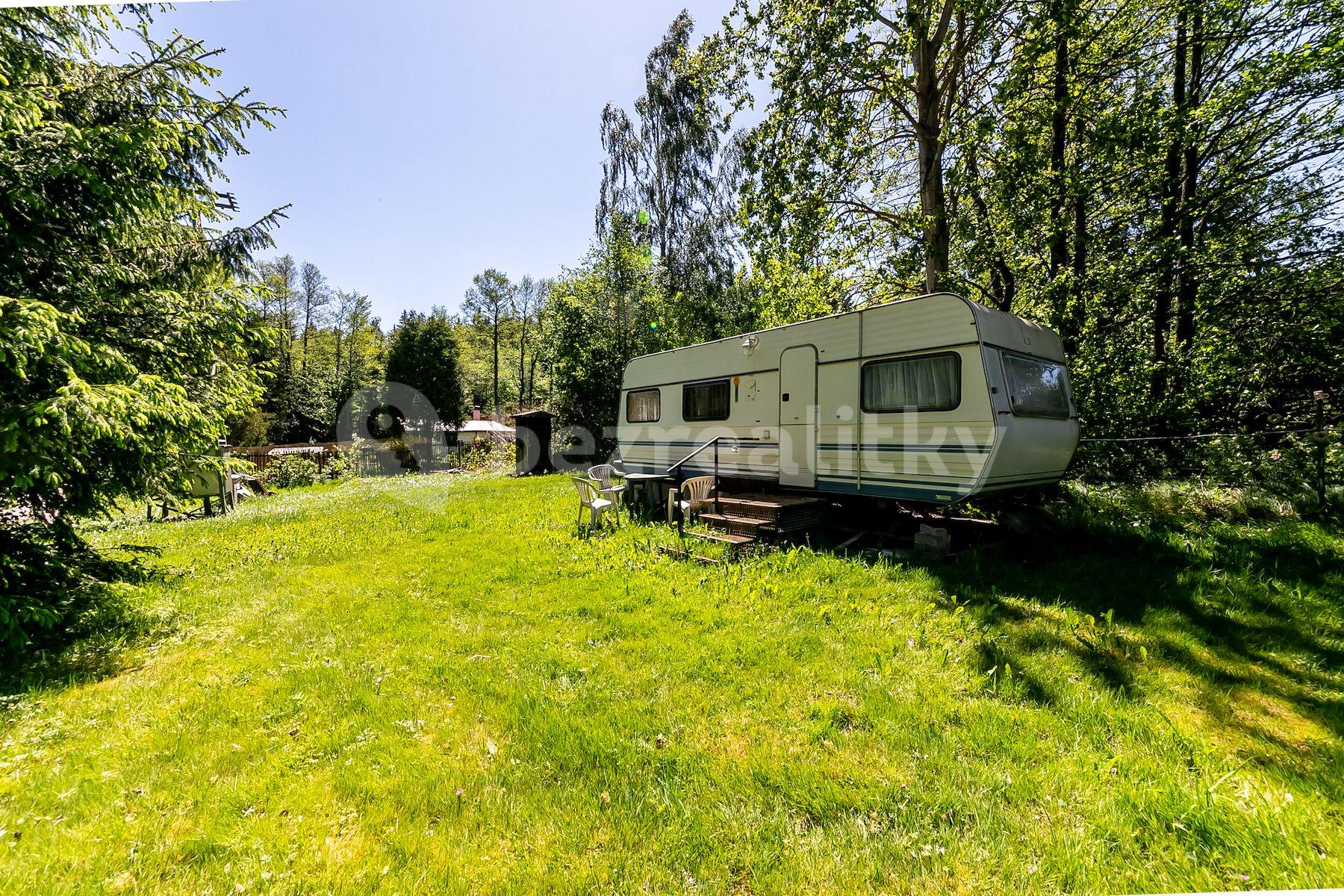 Prodej pozemku 688 m², Hutě pod Třemšínem, Rožmitál pod Třemšínem, Středočeský kraj