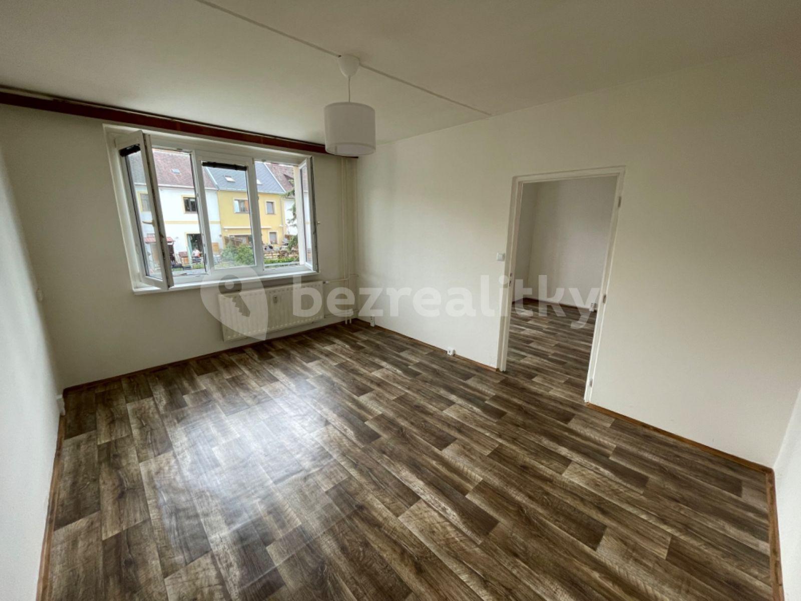 Pronájem bytu 1+1 35 m², Koželužská, Kadaň, Ústecký kraj