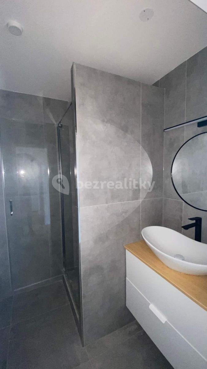 Pronájem bytu 1+1 35 m², Sídliště Osvobození, Vyškov, Jihomoravský kraj