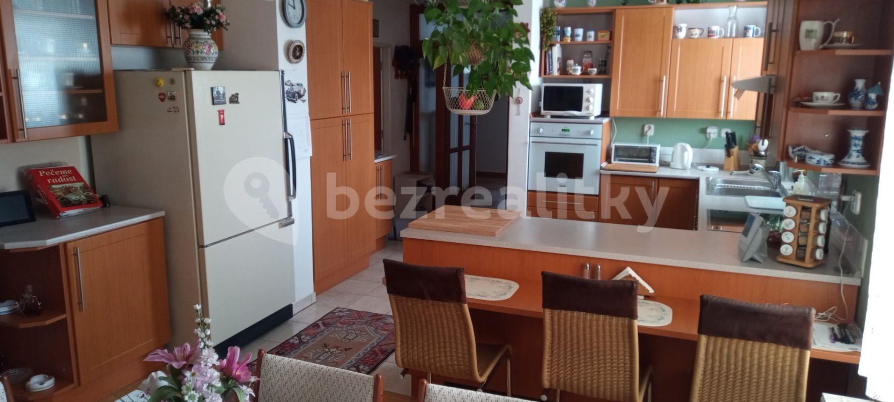 Prodej domu 193 m², pozemek 642 m², K Nedvězí, Praha, Praha