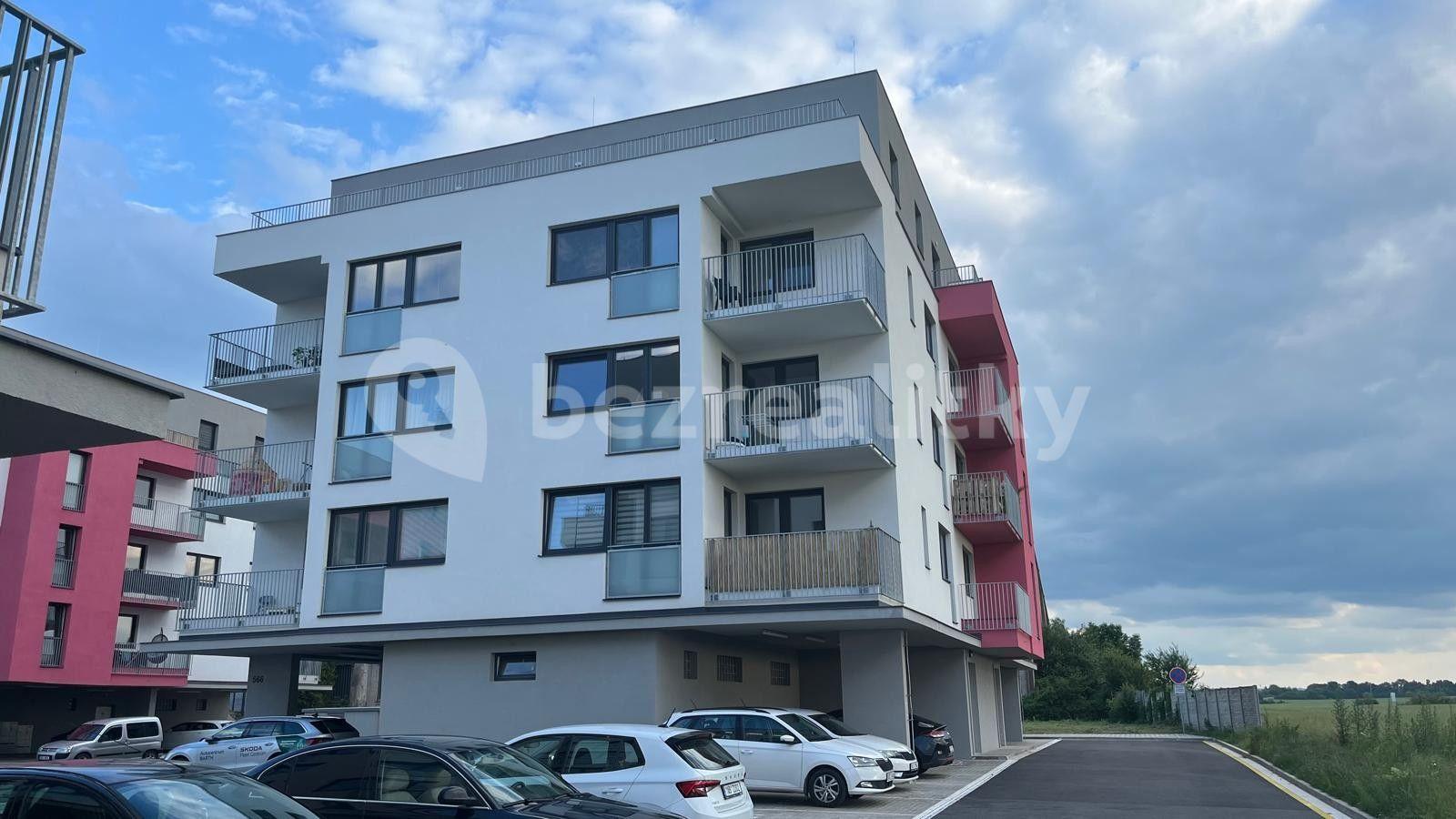 Pronájem bytu 2+kk 55 m², U Kasáren, Dašice, Pardubický kraj