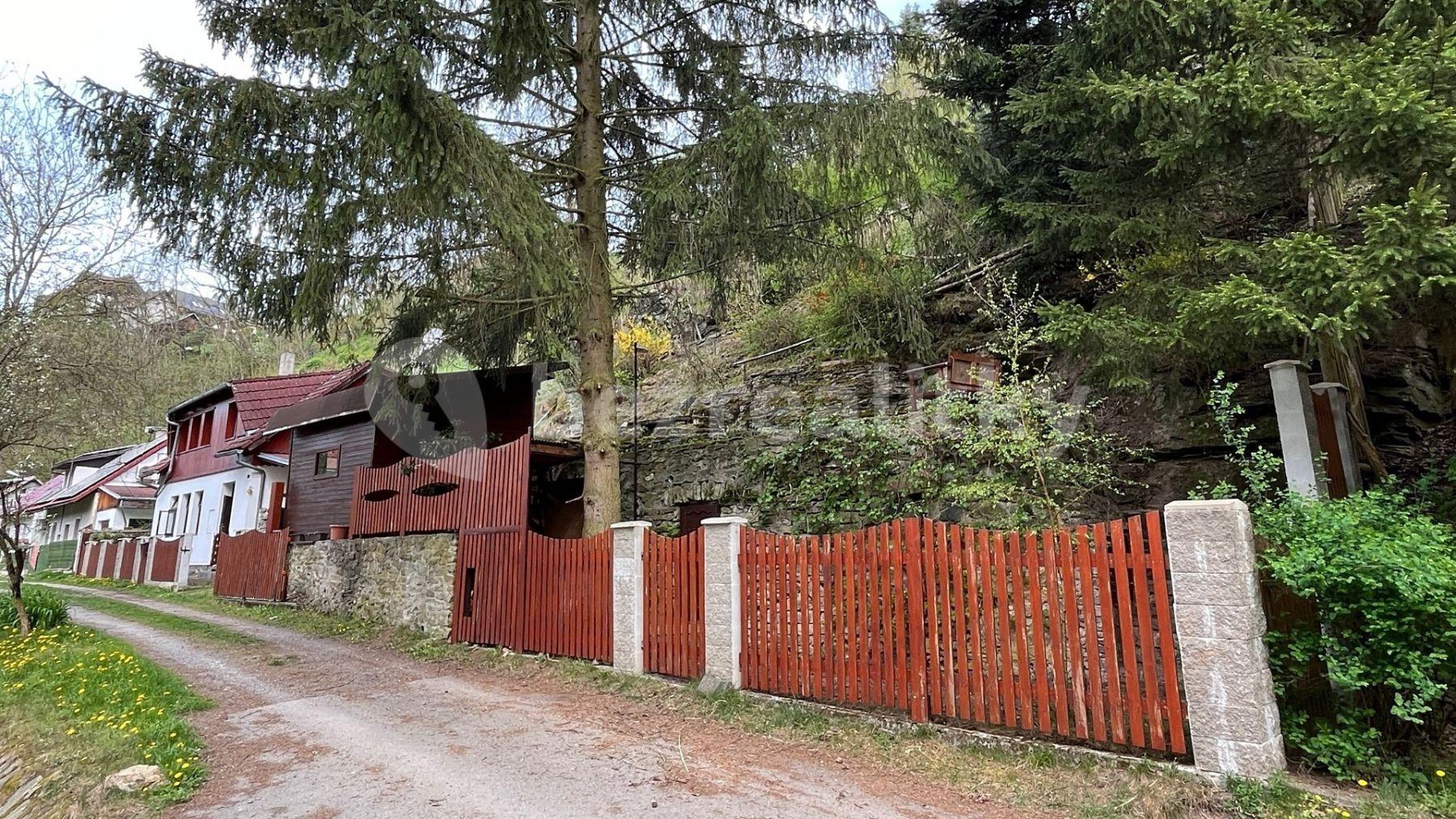 Prodej chaty, chalupy 100 m², pozemek 447 m², Zlatá, Rataje nad Sázavou, Středočeský kraj