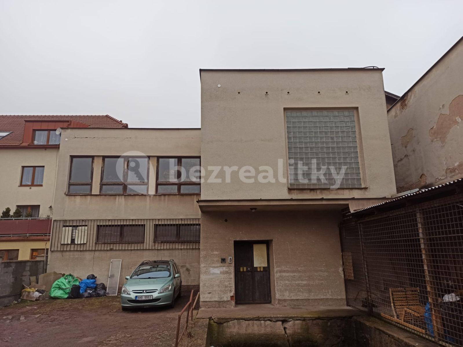 Pronájem nebytového prostoru 350 m², Třída Čsl. armády, Nový Bydžov, Královéhradecký kraj