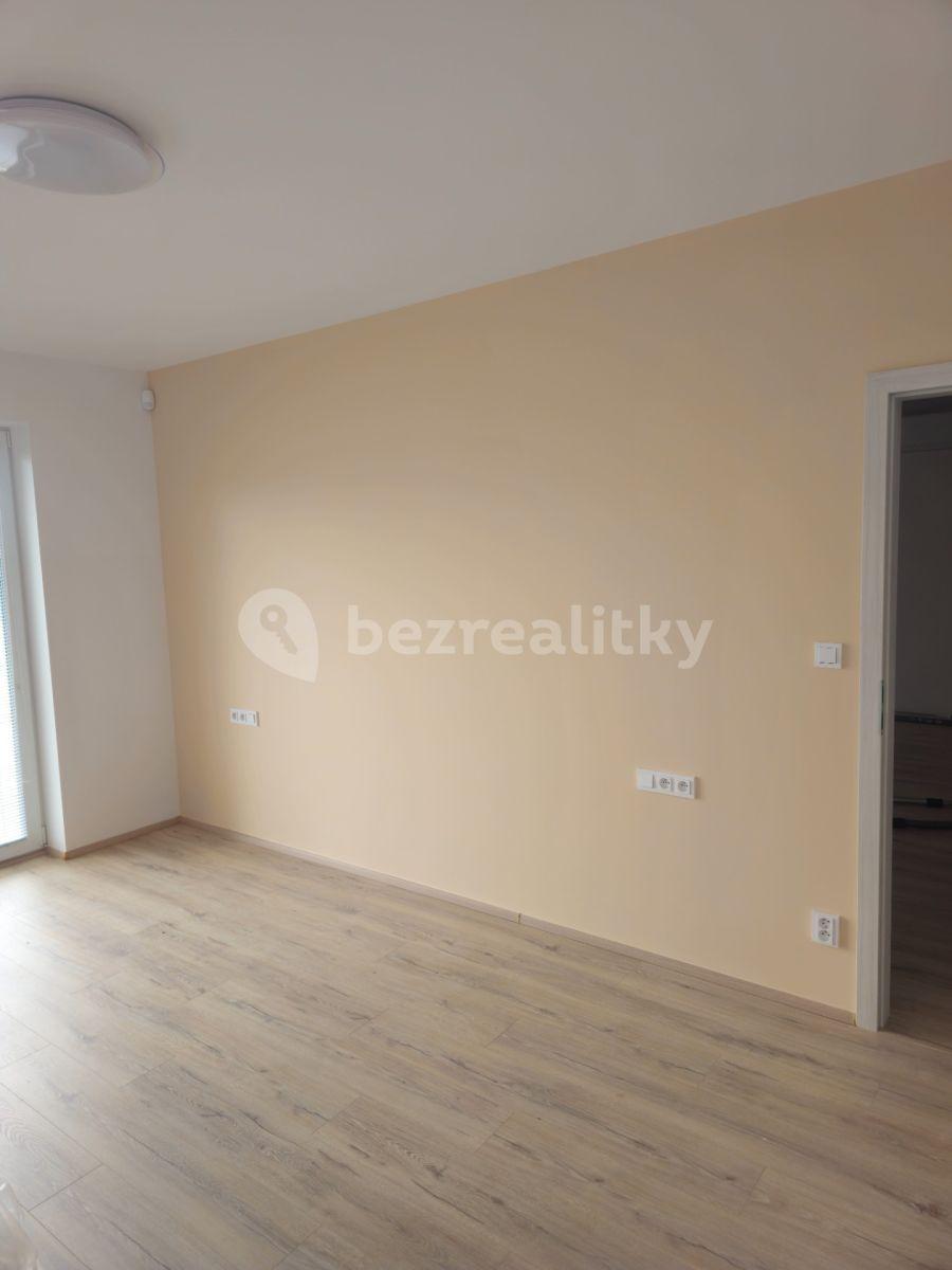 Prodej domu 177 m², pozemek 850 m², K Vodojemu, Divišov, Středočeský kraj