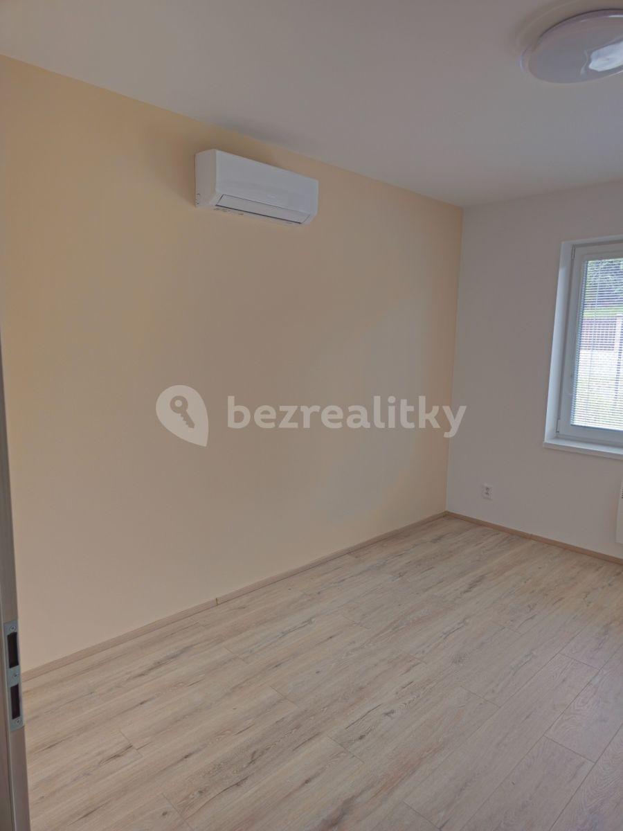 Prodej domu 177 m², pozemek 850 m², K Vodojemu, Divišov, Středočeský kraj