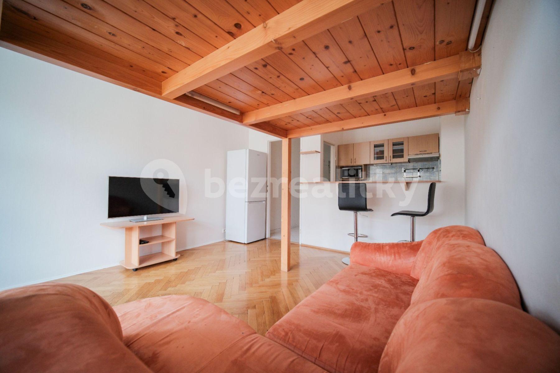 Pronájem bytu 1+kk 36 m², Štefánikova, Praha, Praha