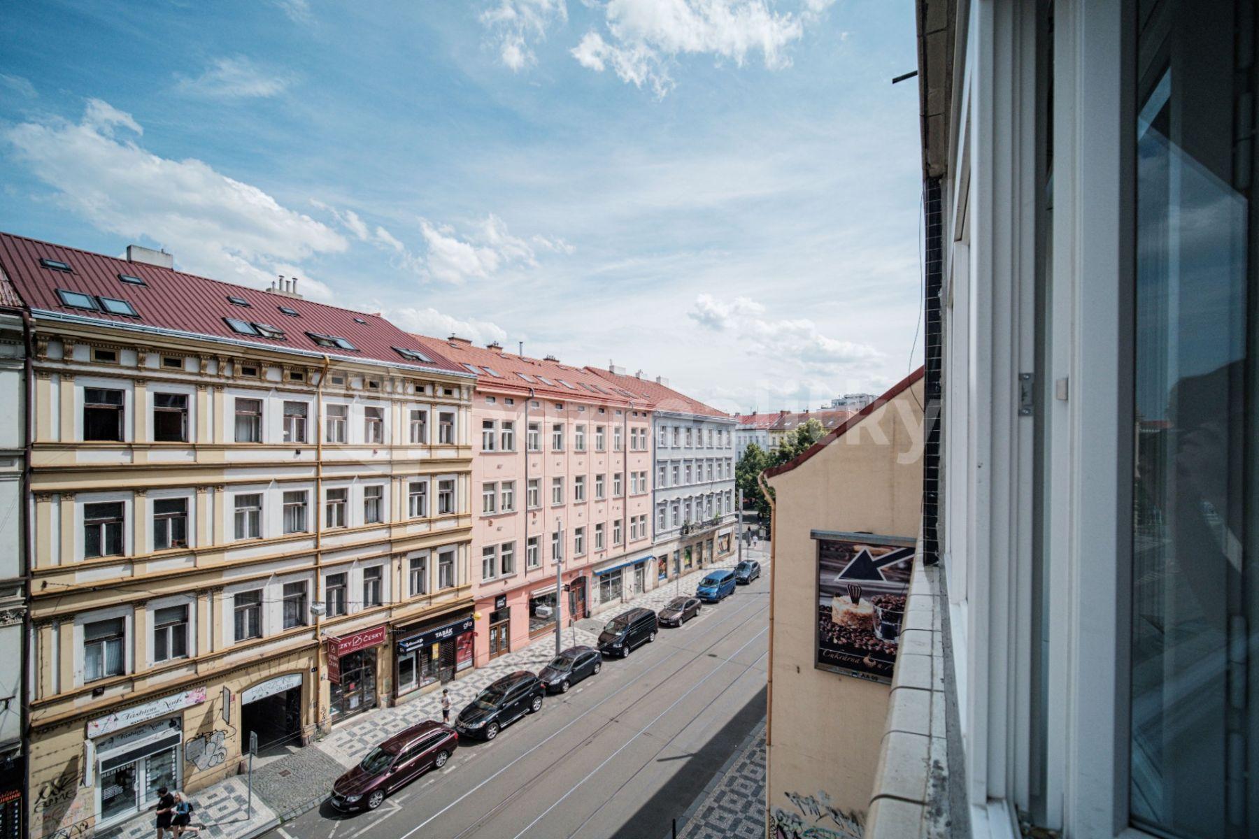 Pronájem bytu 1+kk 36 m², Štefánikova, Praha, Praha