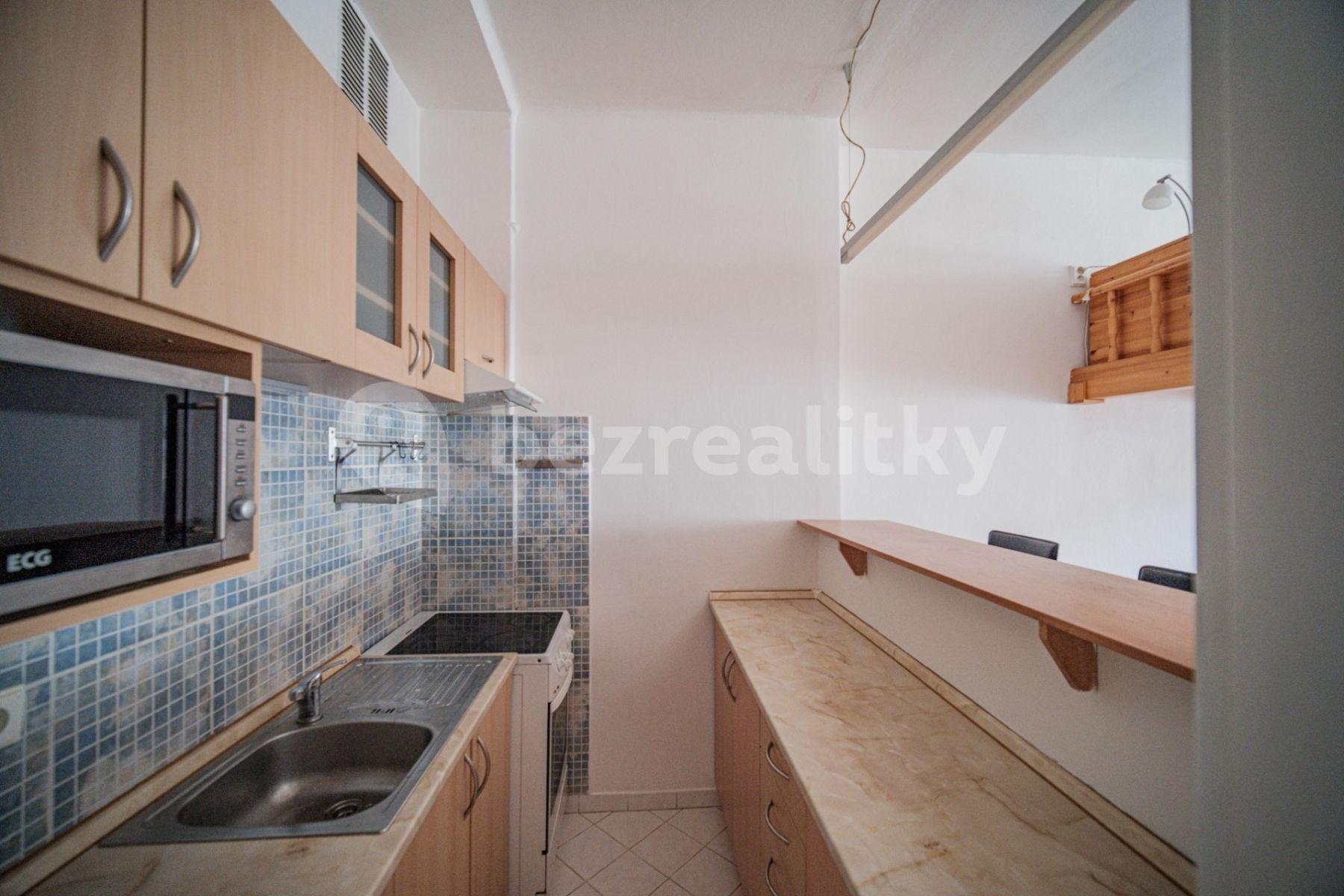 Pronájem bytu 1+kk 36 m², Štefánikova, Praha, Praha