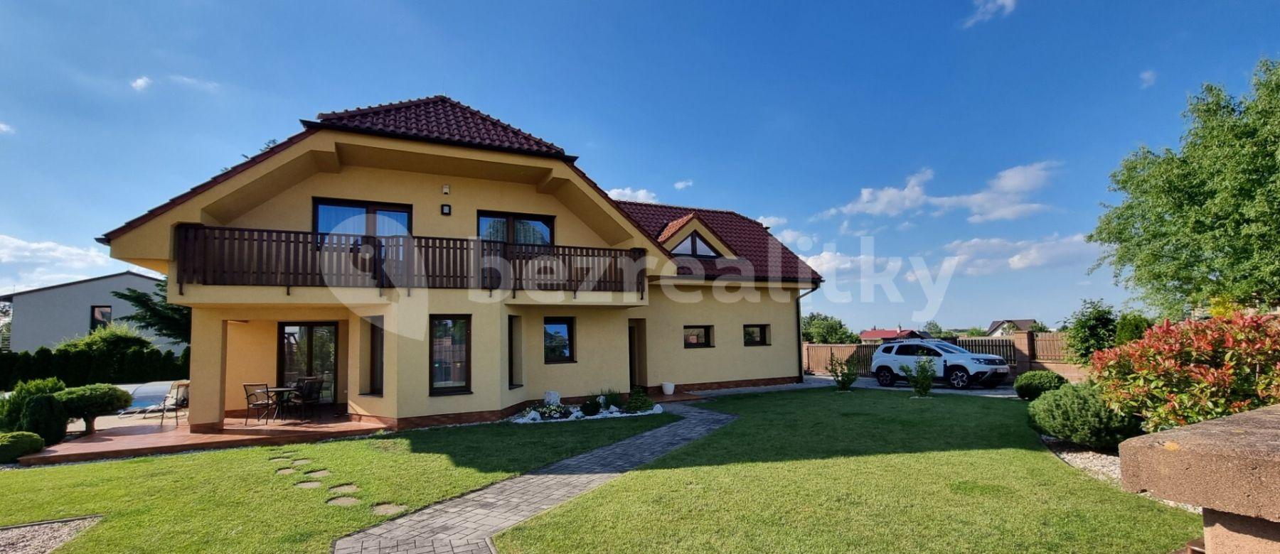 Prodej domu 231 m², pozemek 1.078 m², Na Draškách, Dobřejovice, Středočeský kraj