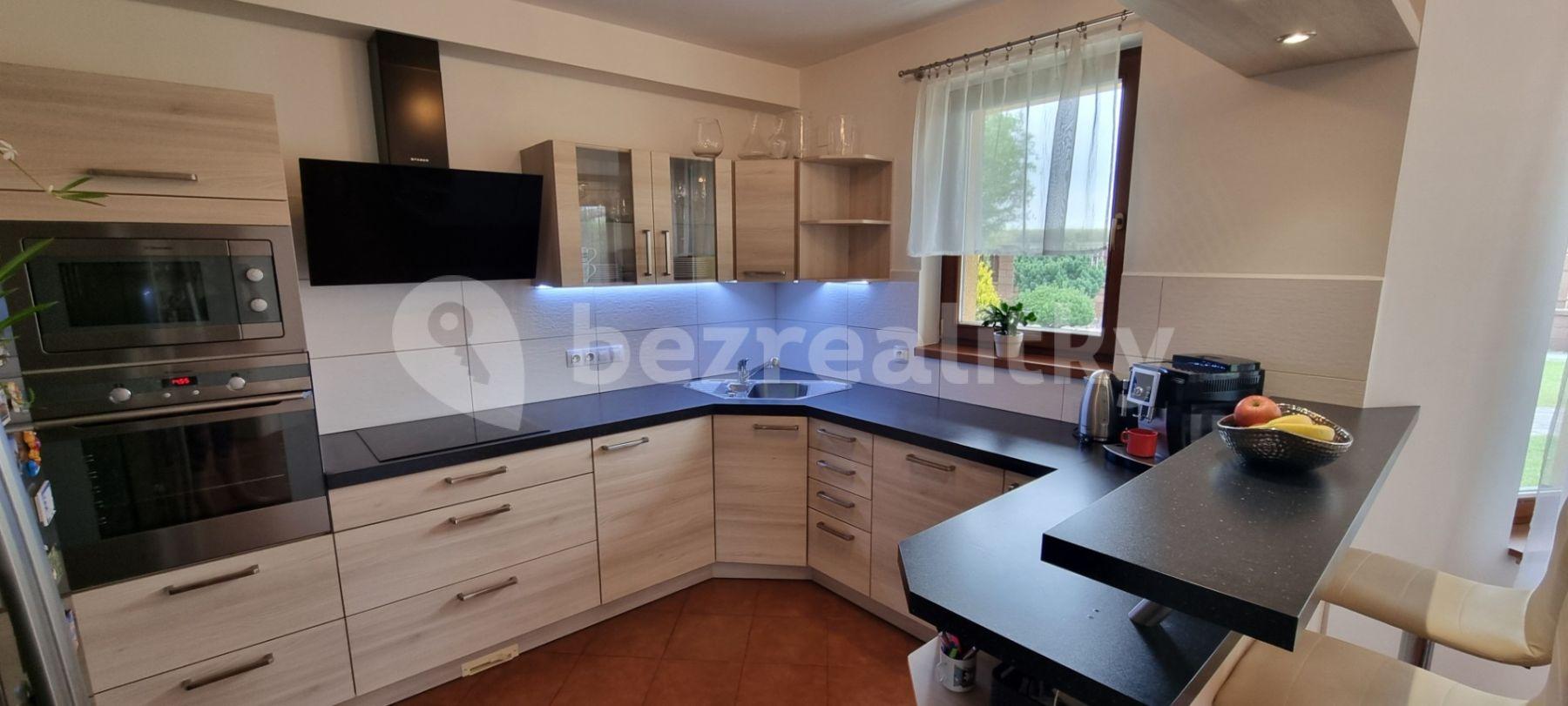 Prodej domu 231 m², pozemek 1.078 m², Na Draškách, Dobřejovice, Středočeský kraj