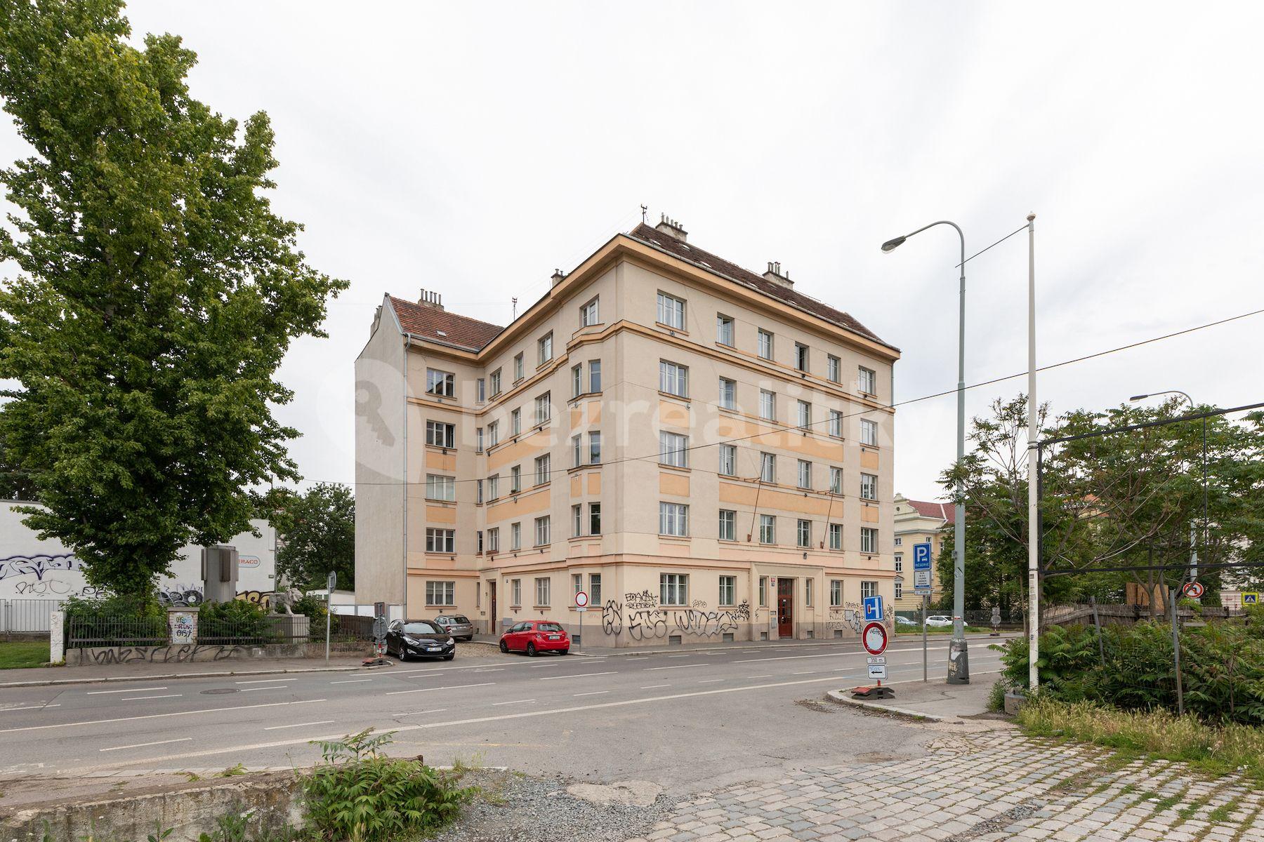 Prodej bytu 2+kk 62 m², Železničářů, Praha, Praha