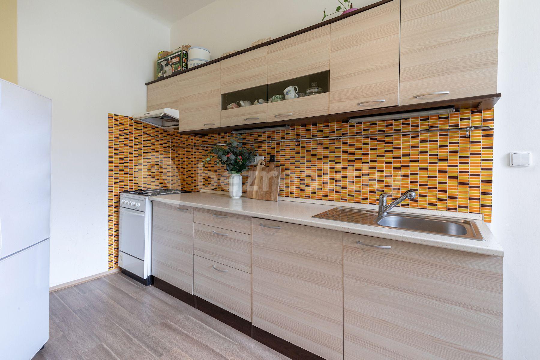 Prodej bytu 2+kk 62 m², Železničářů, Praha, Praha