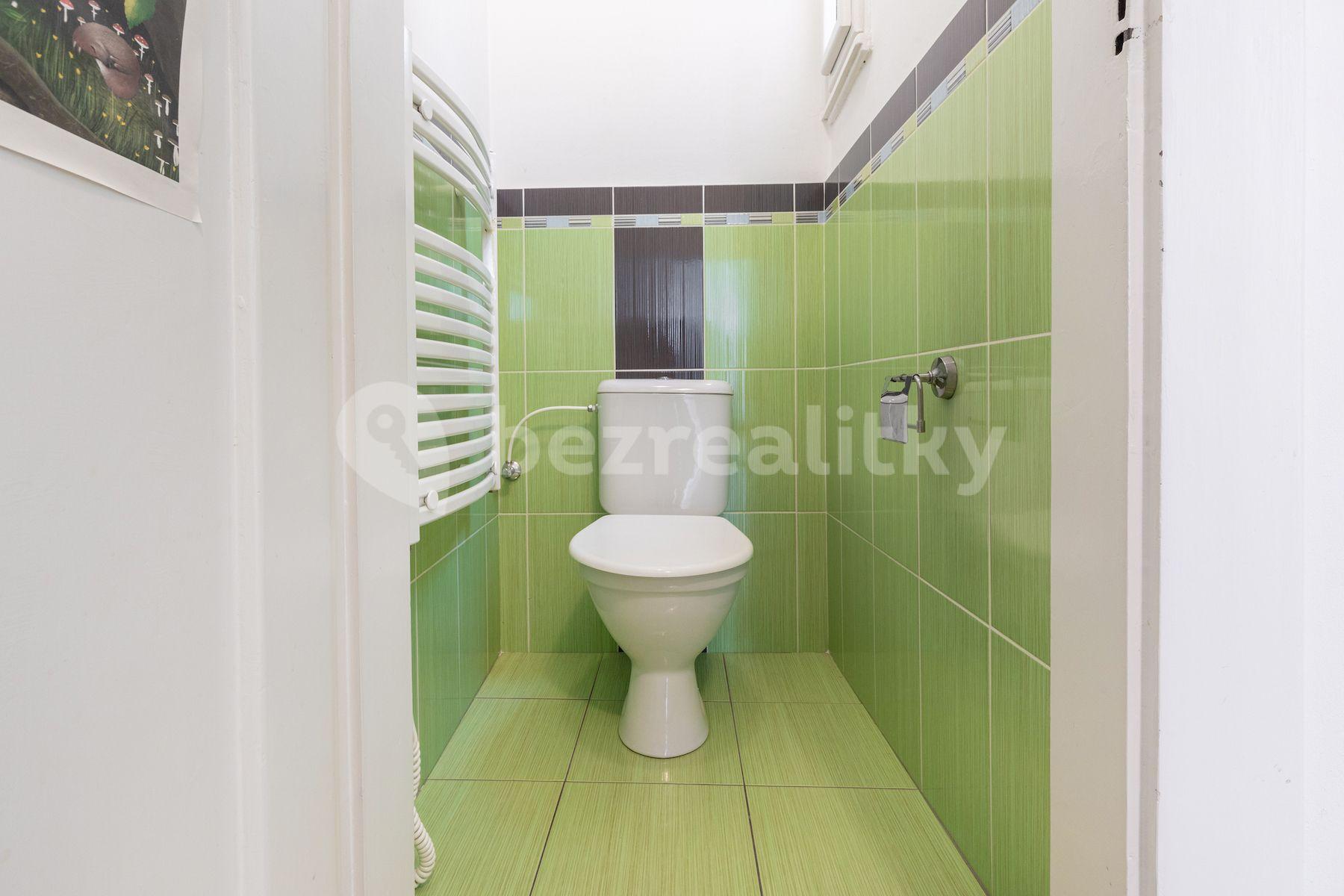 Prodej bytu 2+kk 62 m², Železničářů, Praha, Praha