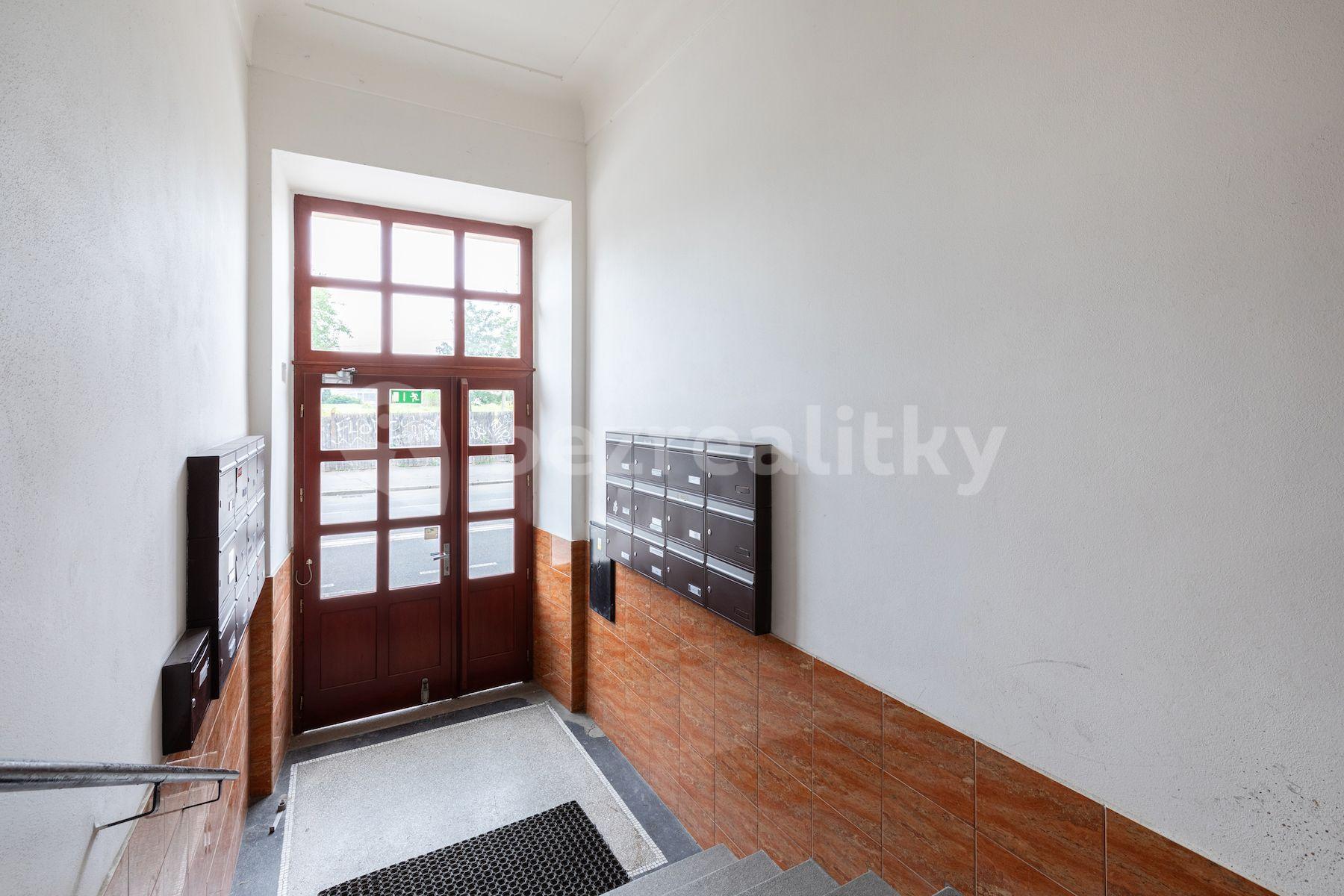 Prodej bytu 2+kk 62 m², Železničářů, Praha, Praha