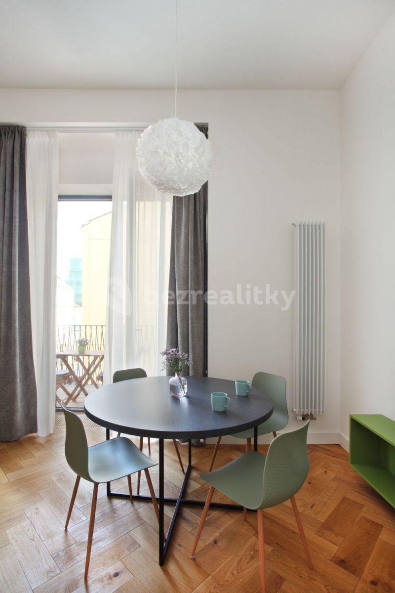 Pronájem bytu 2+kk 64 m², Dlážděná, Praha, Praha