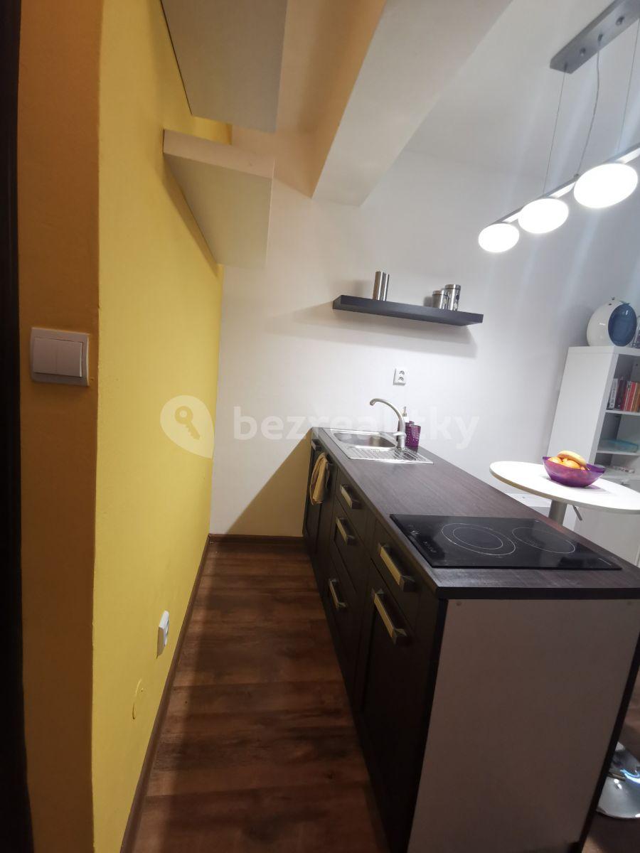 Prodej bytu Garsoniéra 27 m², Tolstého, Košice - mestská časť Sever, Košický kraj