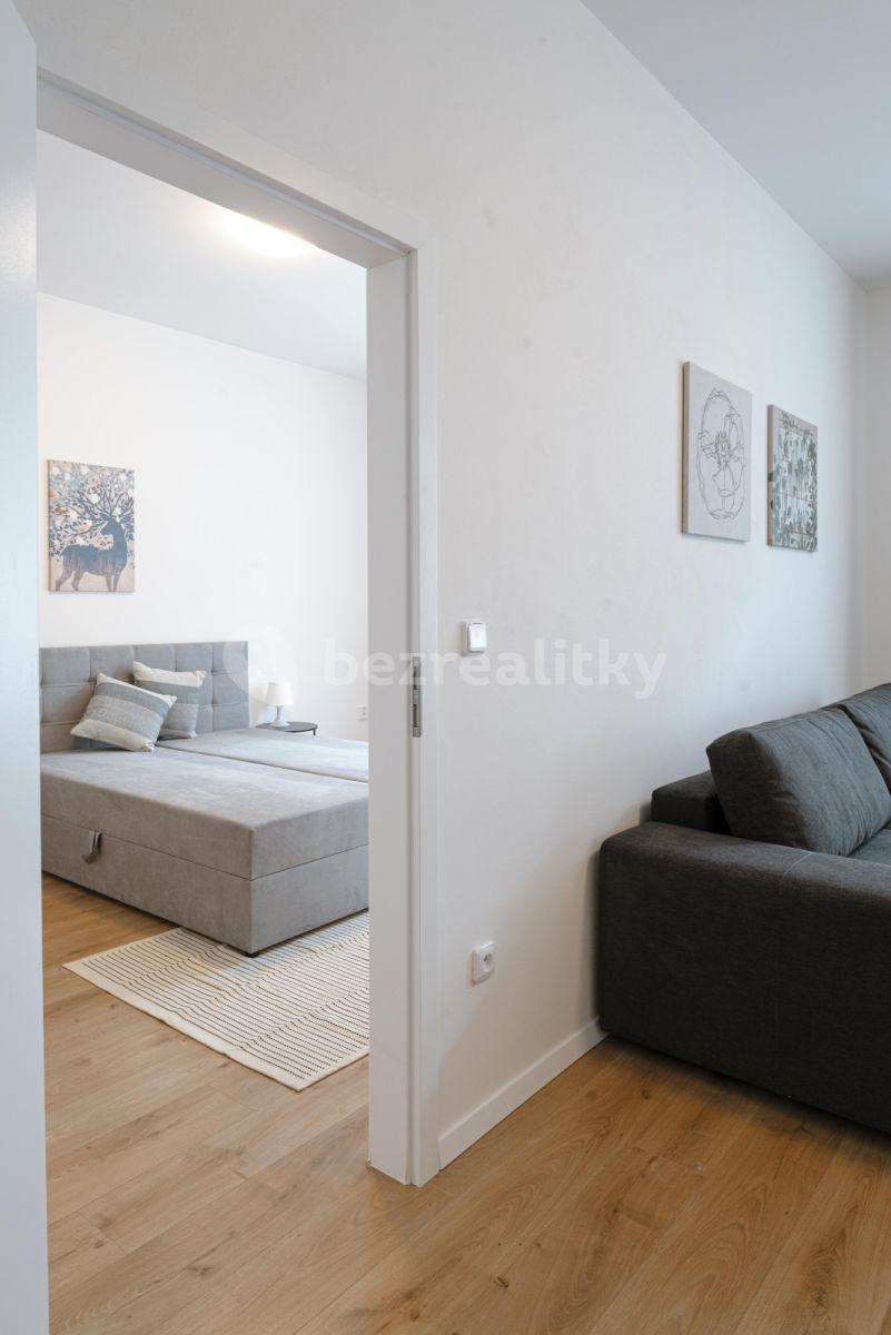 Pronájem bytu 3+1 85 m², Košická, Praha, Praha