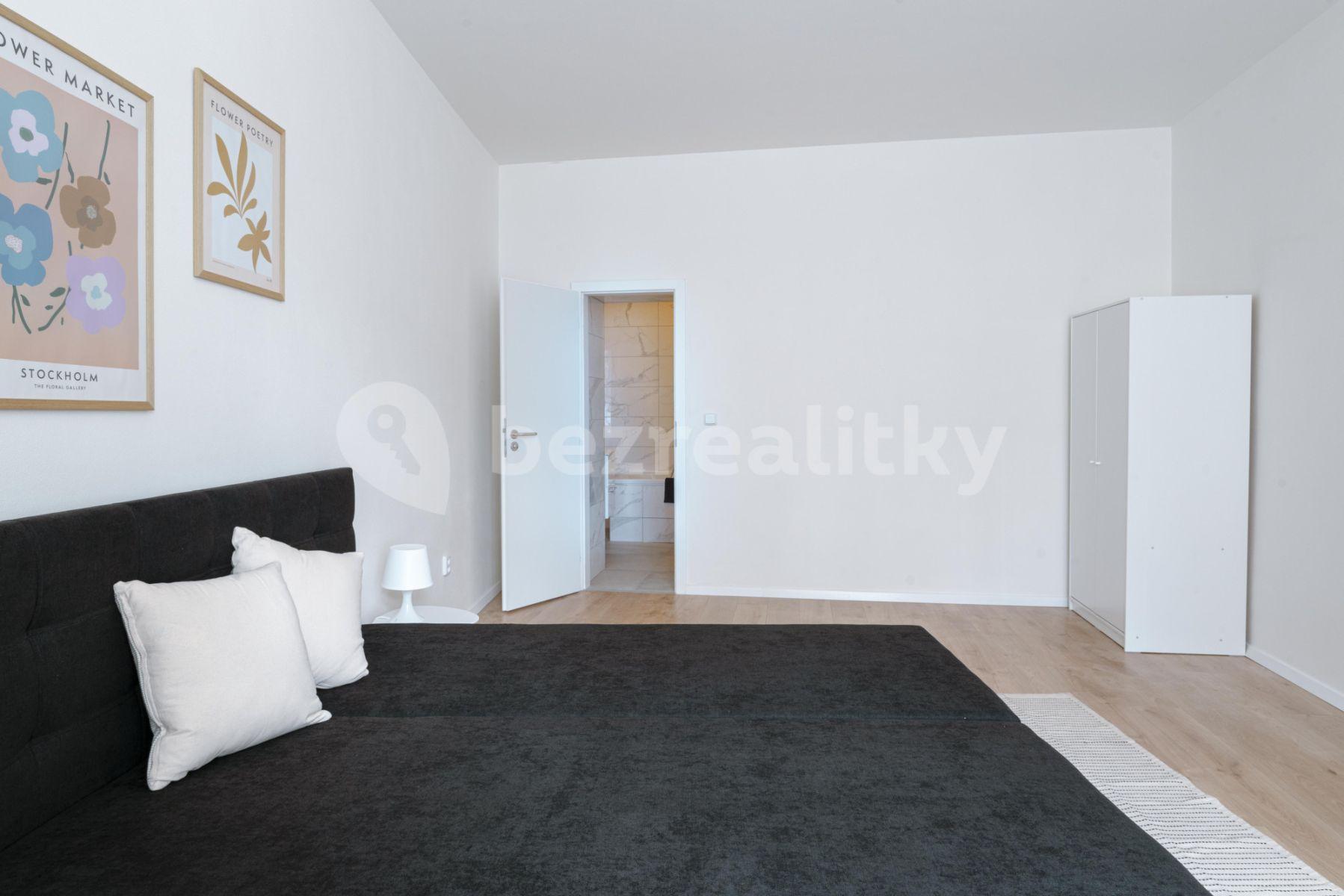 Pronájem bytu 3+1 85 m², Košická, Praha, Praha