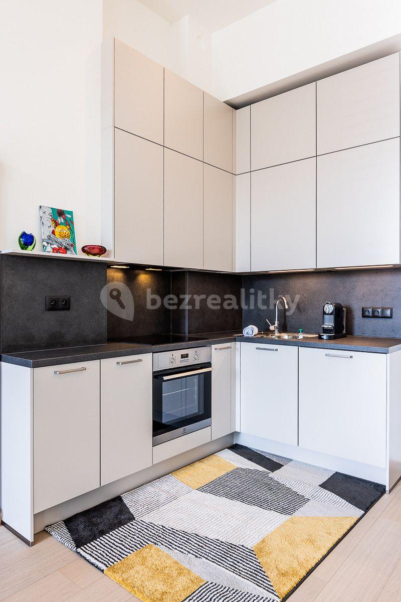 Pronájem bytu 1+1 49 m², V Háji, Praha, Praha