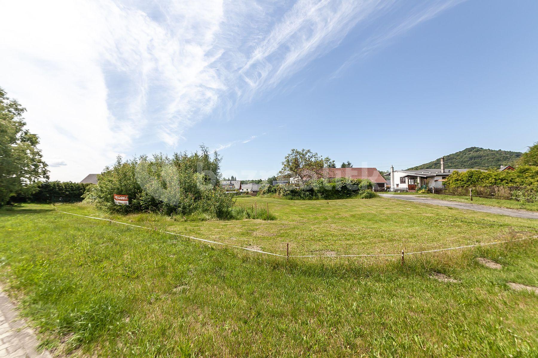 Prodej pozemku 1.547 m², Pihel, Nový Bor, Liberecký kraj