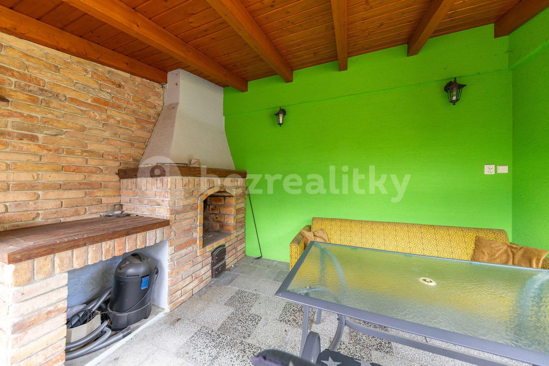 Prodej domu 142 m², pozemek 482 m², Podloučky, Hrotovice, Kraj Vysočina