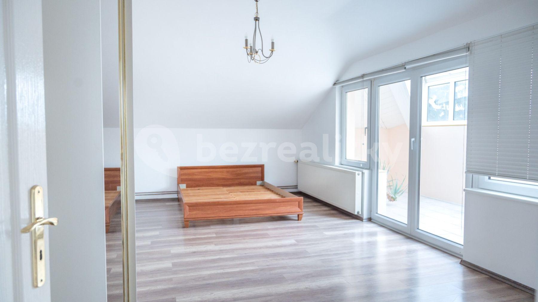 Pronájem domu 240 m², pozemek 494 m², Meskářova, Praha, Praha