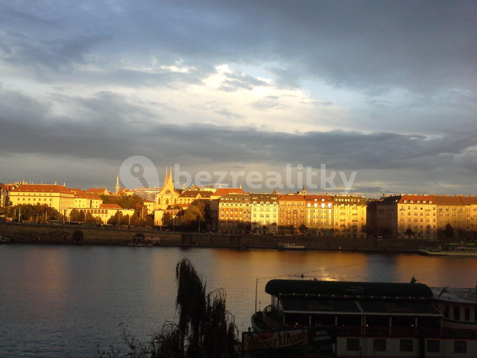 Pronájem bytu 2+1 80 m², Hořejší nábřeží, Praha, Praha