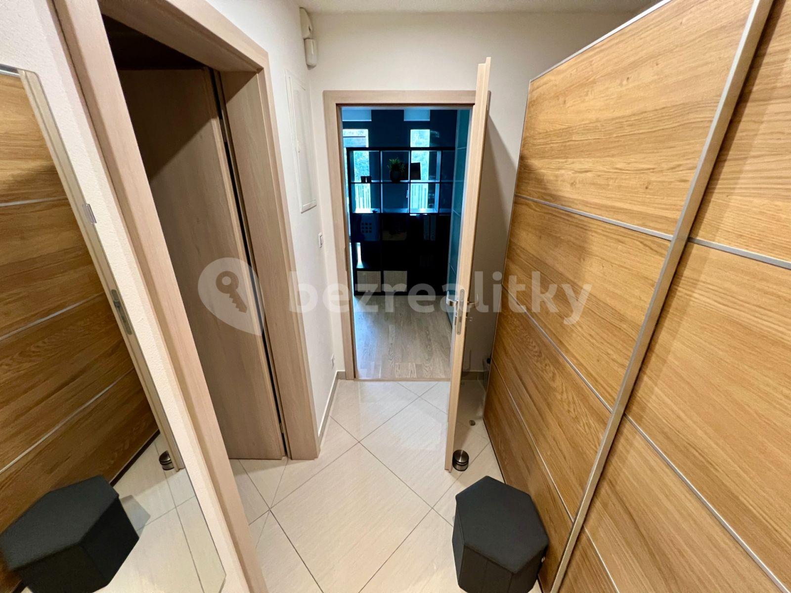 Pronájem bytu 1+kk 36 m², Praha, Praha