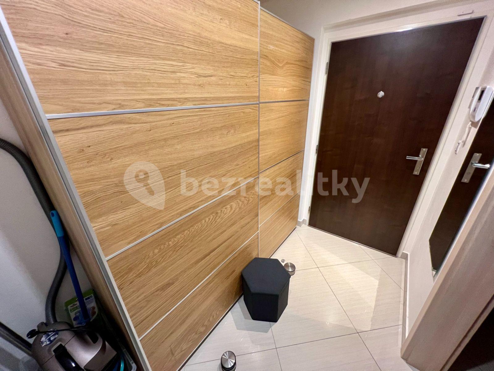 Pronájem bytu 1+kk 36 m², Praha, Praha