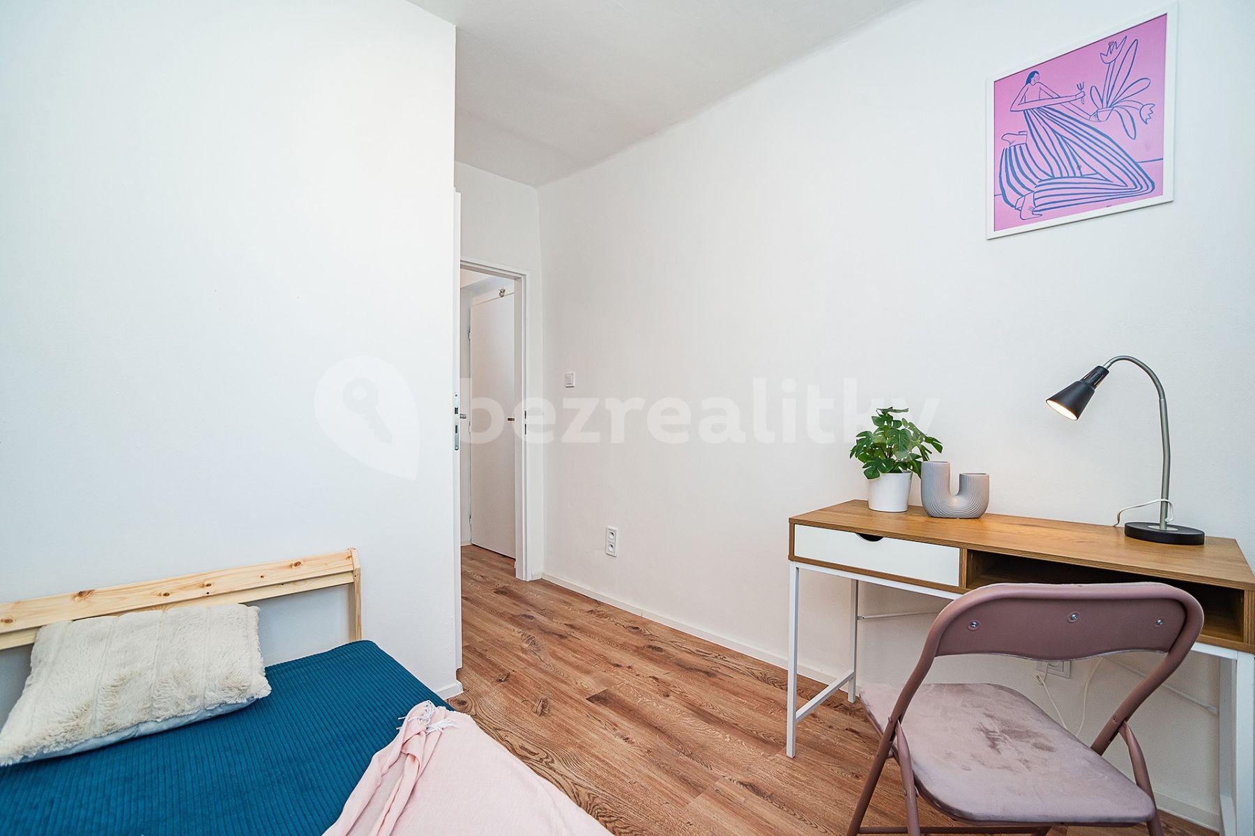 Prodej bytu 4+kk 74 m², Hrusická, Praha, Praha