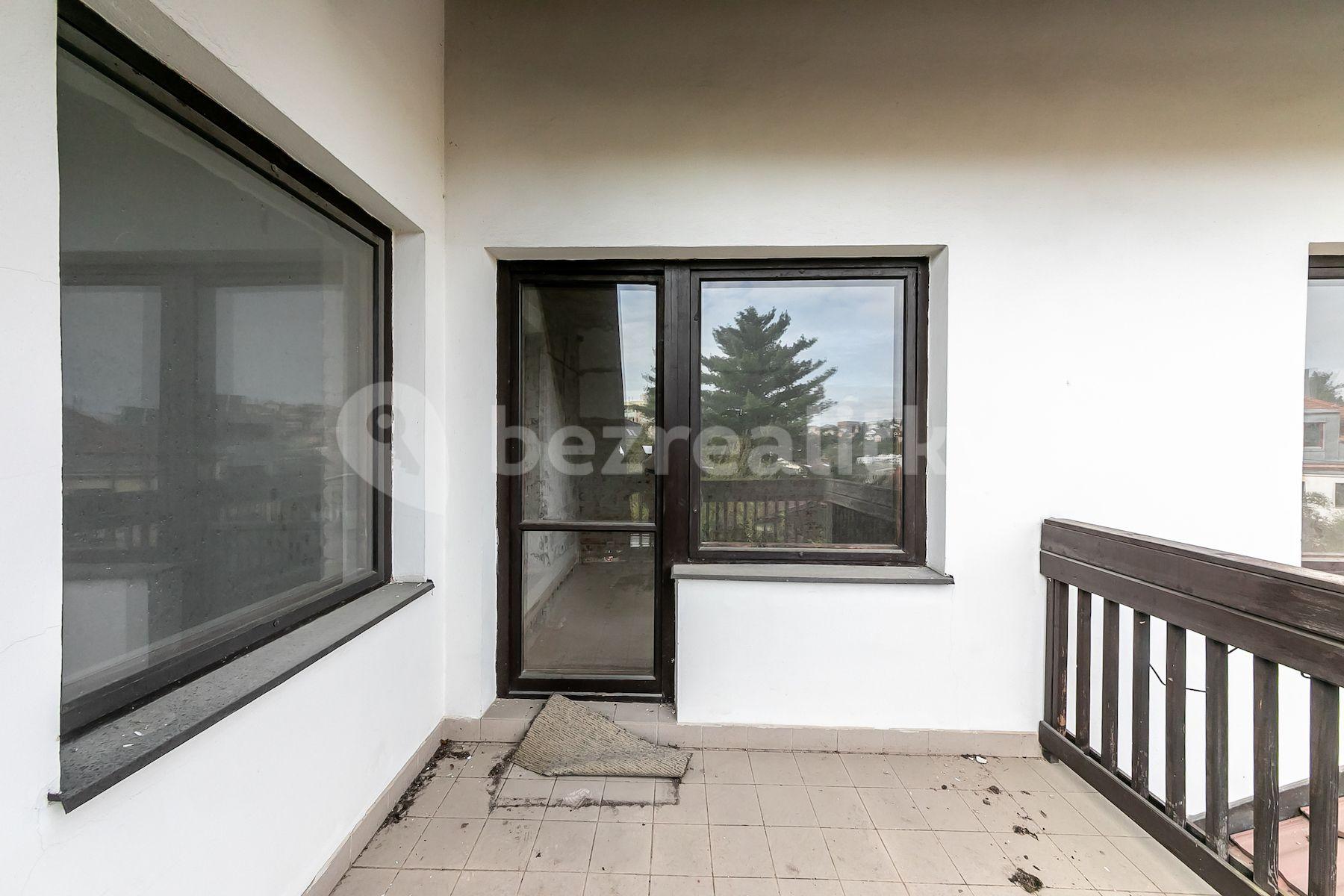 Prodej domu 467 m², pozemek 741 m², Ve studeném, Praha, Praha