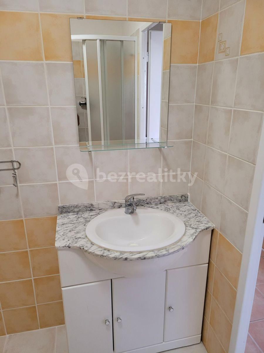 Pronájem bytu 2+kk 42 m², Pšenčíkova, Praha, Praha