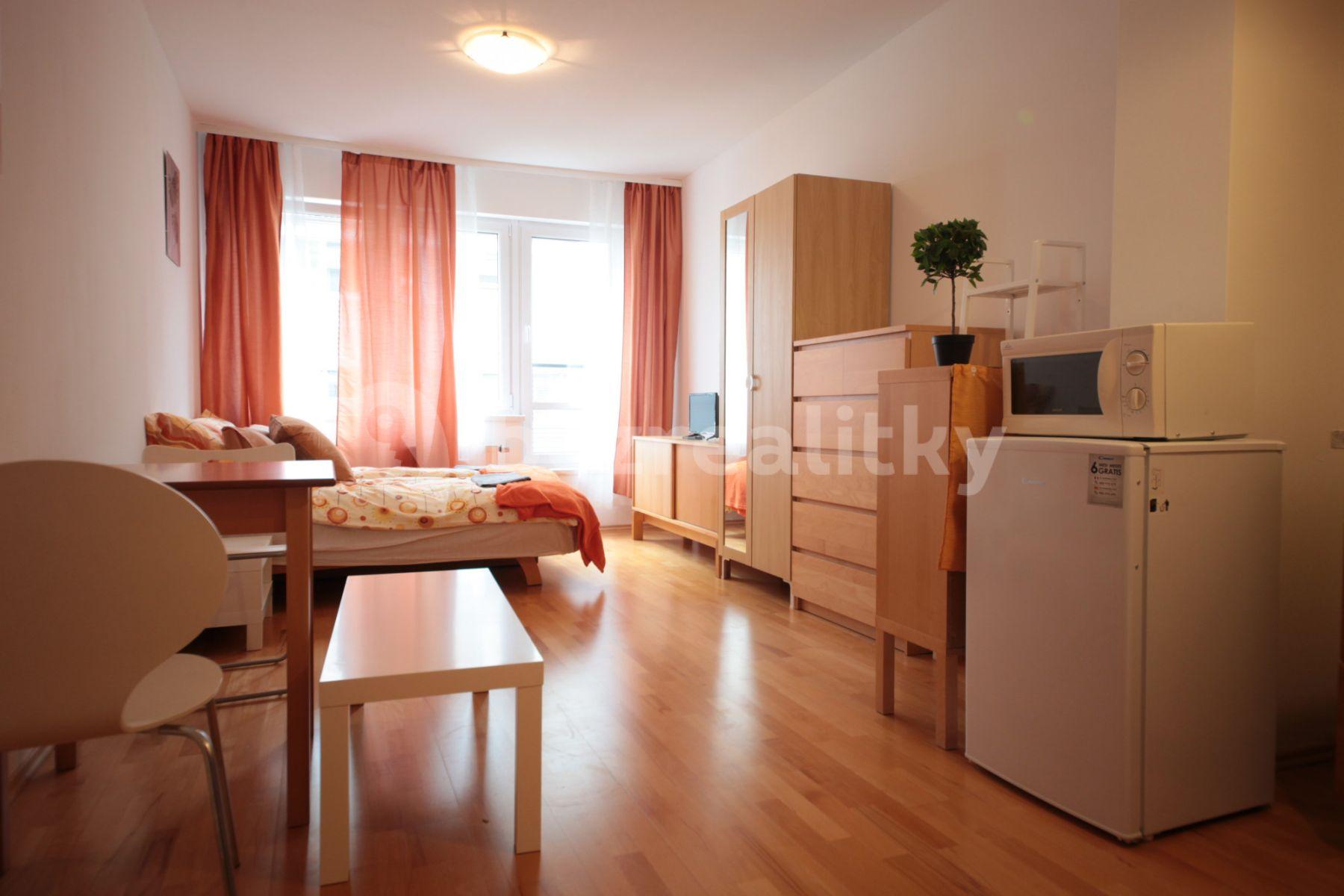 Pronájem bytu 1+1 30 m², Jemnická, Praha, Praha