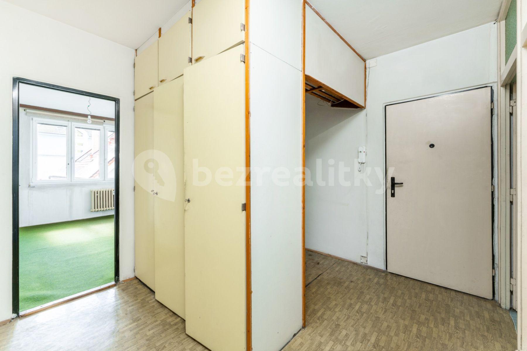 Prodej bytu 3+1 78 m², U Dvojdomů, Praha, Praha