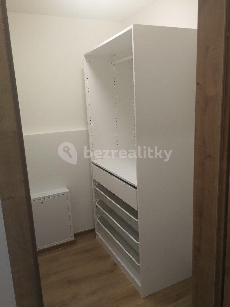 Pronájem bytu 1+kk 32 m², Hněvotínská, Olomouc, Olomoucký kraj