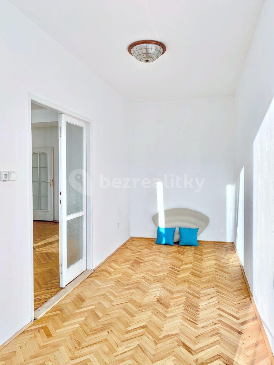 Pronájem bytu 3+1 63 m², Komenského, Adamov, Jihomoravský kraj