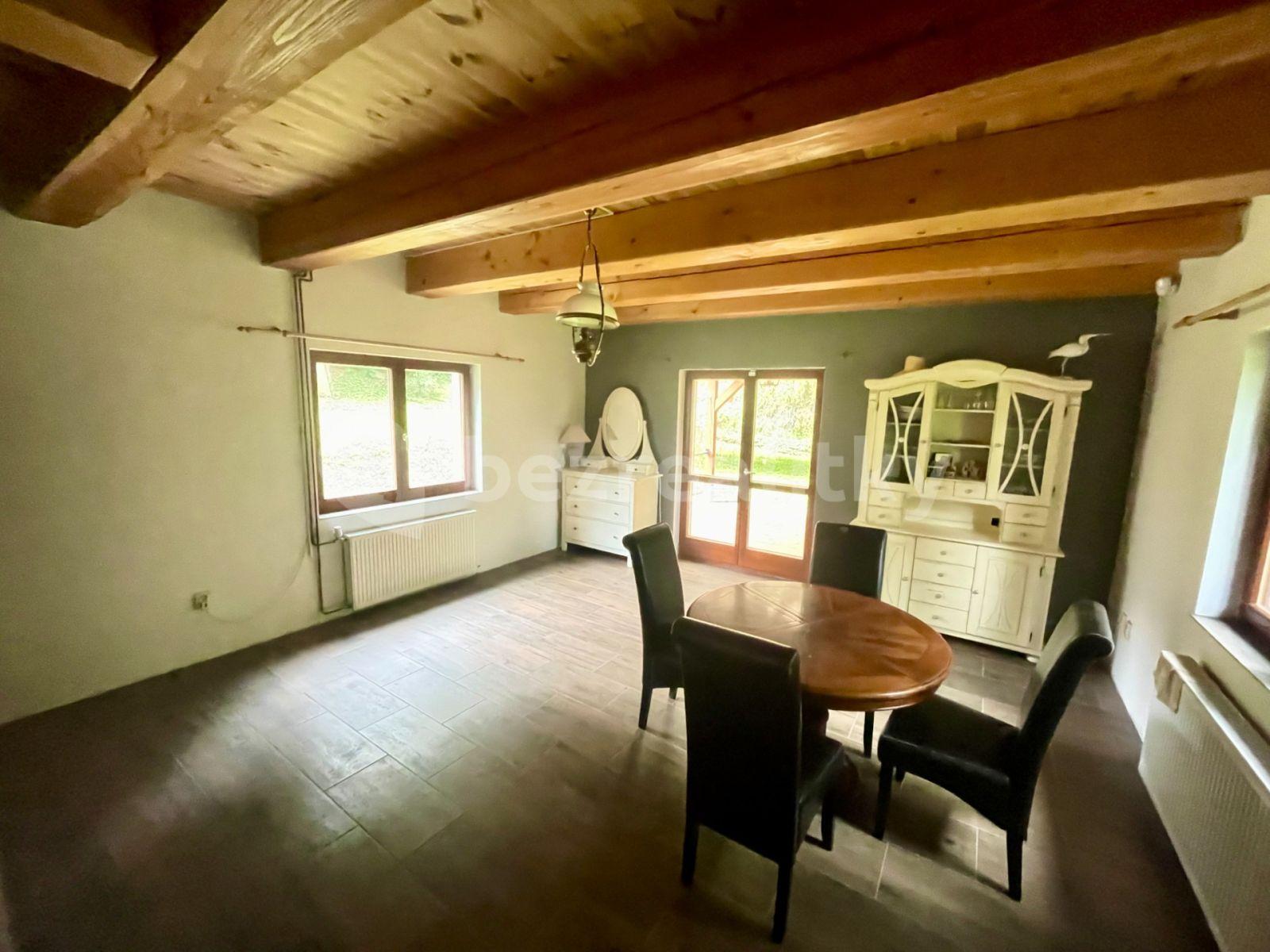 Prodej domu 456 m², pozemek 1.267 m², Malešov, Středočeský kraj