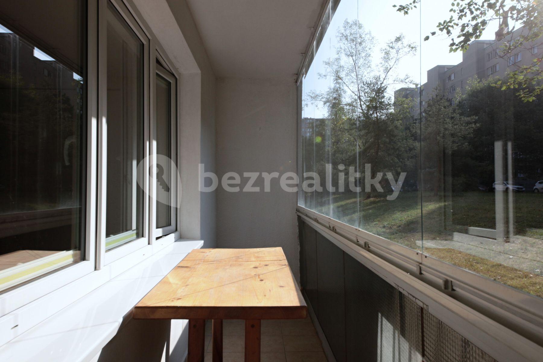 Pronájem bytu 2+1 52 m², Hrusická, Praha, Praha