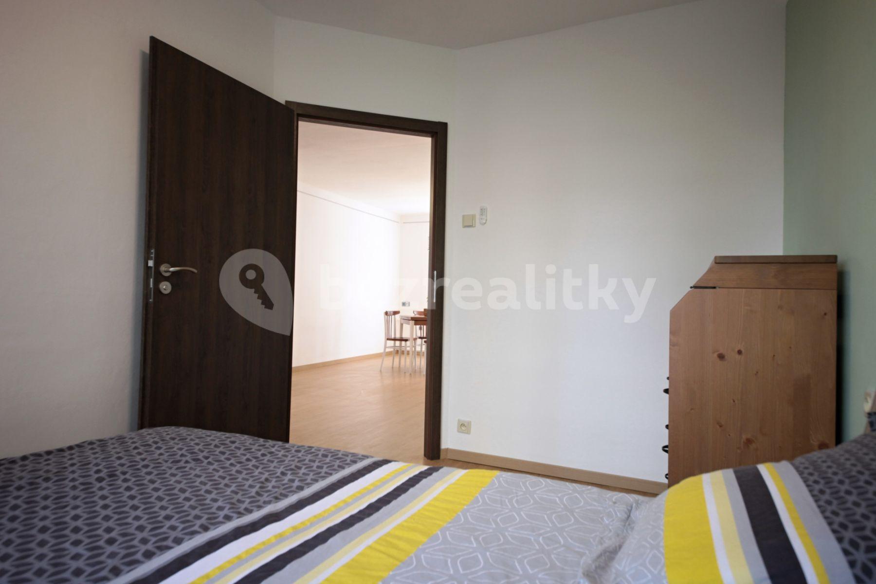 Pronájem bytu 2+1 52 m², Hrusická, Praha, Praha