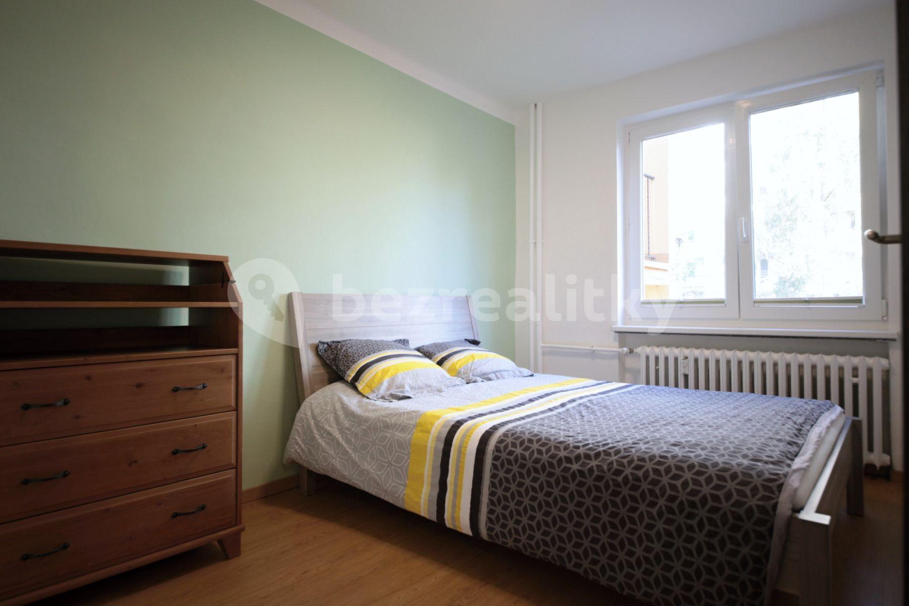 Pronájem bytu 2+1 52 m², Hrusická, Praha, Praha