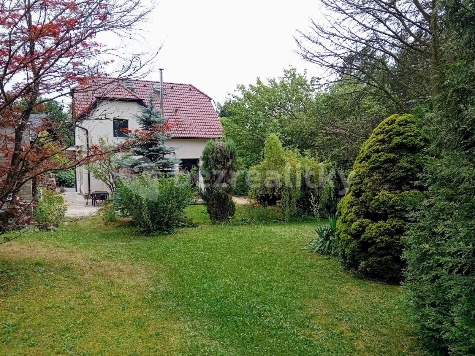 Prodej domu 152 m², pozemek 846 m², Pražská, Jevany, Středočeský kraj